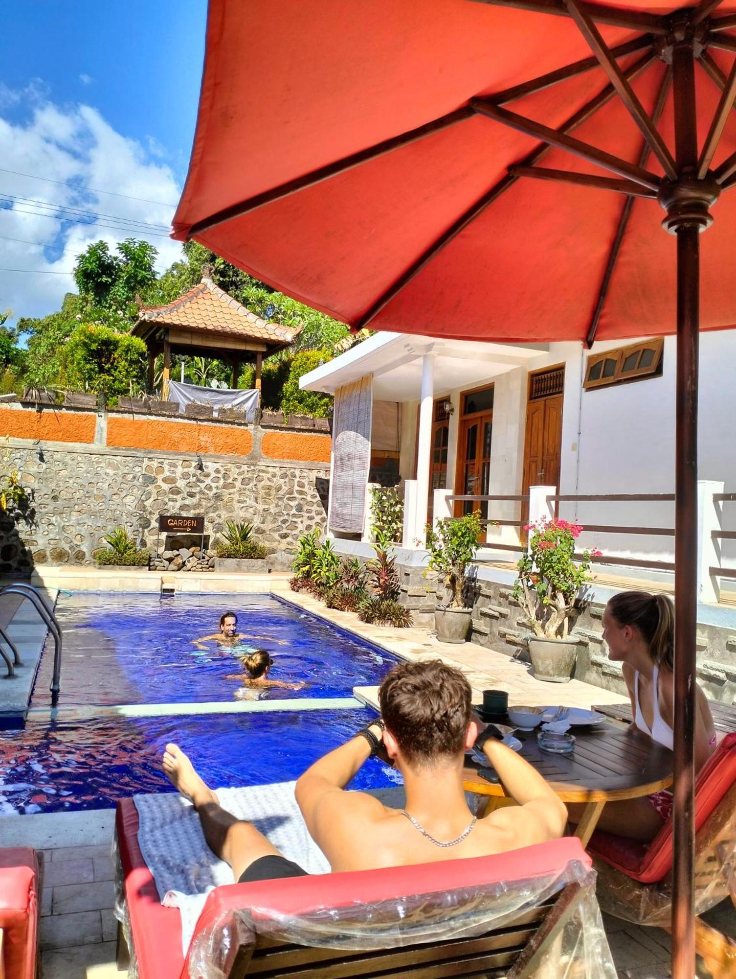 Kaia Lovina Guest House Junior Suite Экстерьер фото